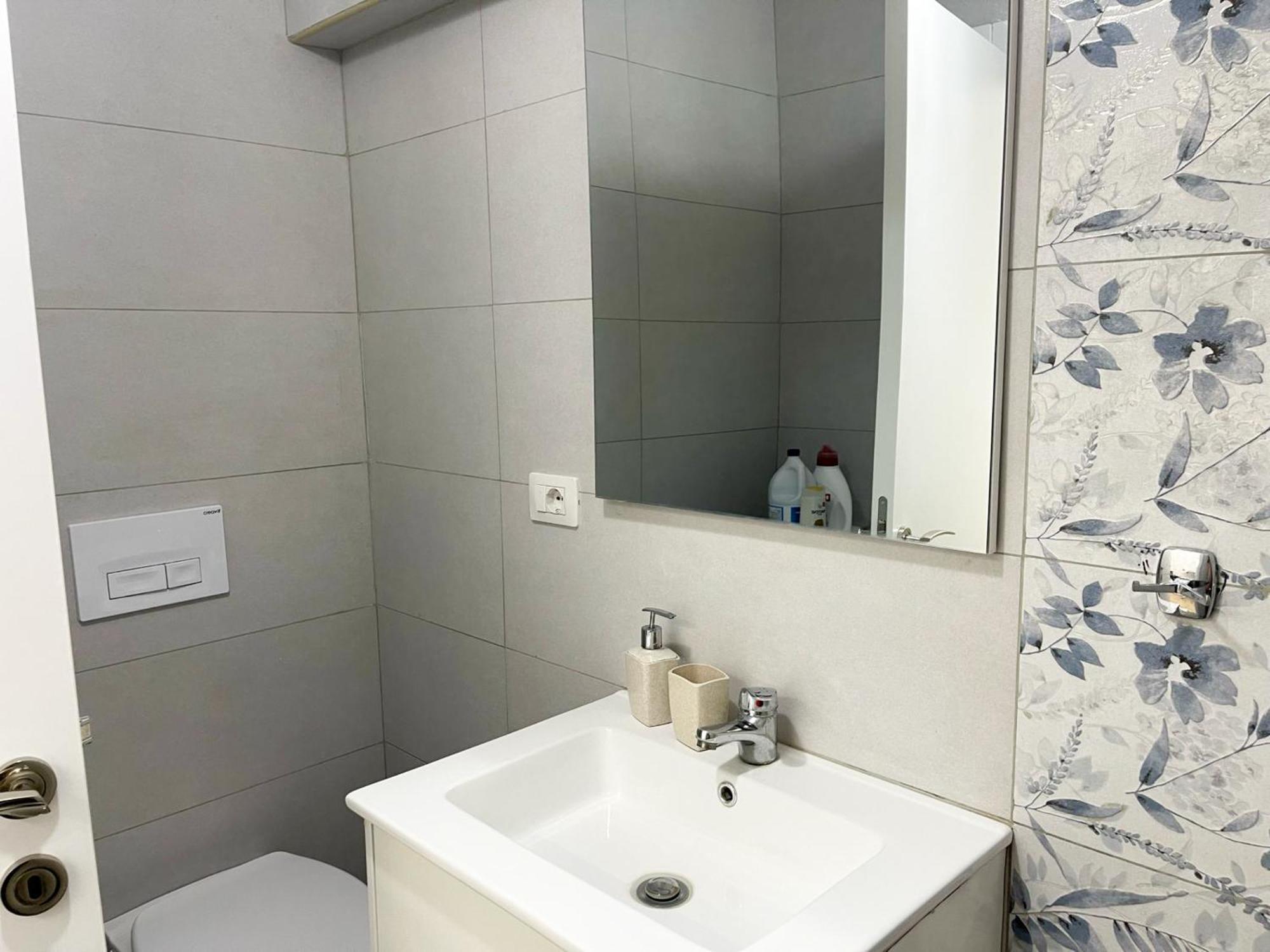 New Bazaar 2022 Apartment ติรานา ภายนอก รูปภาพ